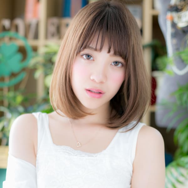 ワンレン3Dカラーミルキーベージュ小顔ロブ　ことりベージュ