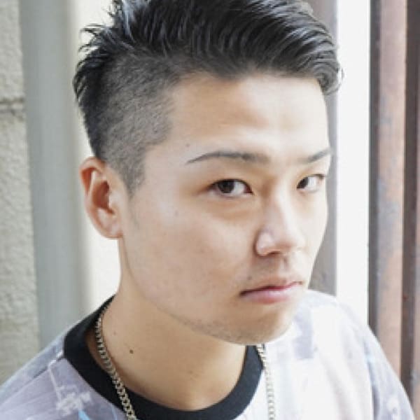 サイドパートスパイキーフェード