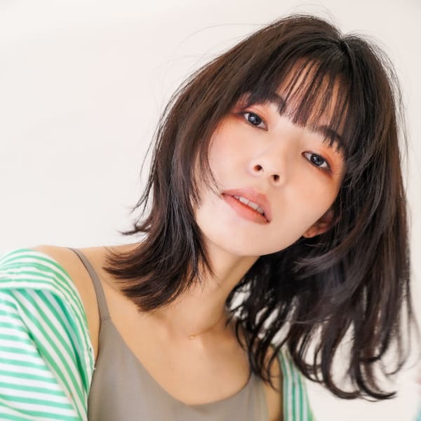 大人可愛い☆20代30代40代黒髪レイヤーウルフスタイル