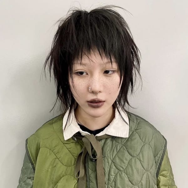 ウルフ　黒髪　デザインカラー　表参道 / 原宿