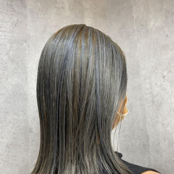 斜めバング/グレージュカラー/デザインカラー/学芸大学