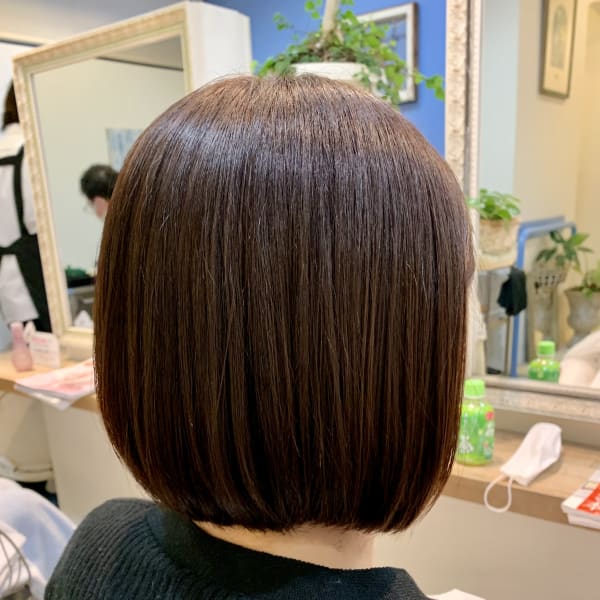 毎日のアイロンが楽々♪　あごラインボブ