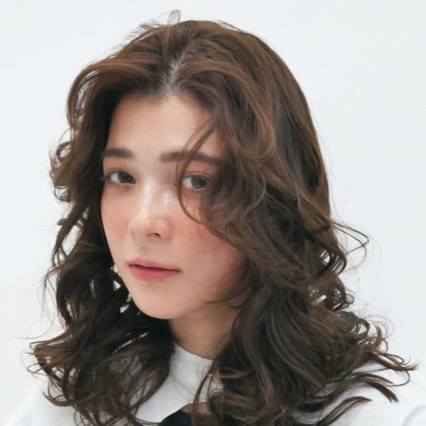 大人可愛いエアリーパーマ