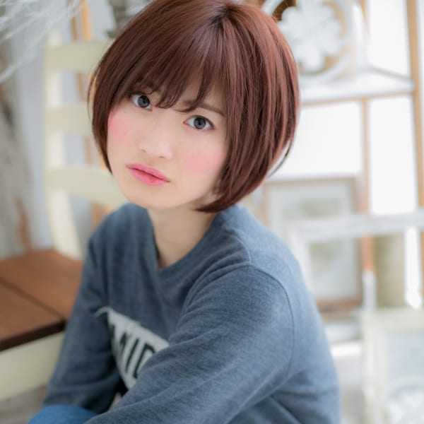 シースルー前髪ラベンダー小顔前下がりボブ 斜めバング