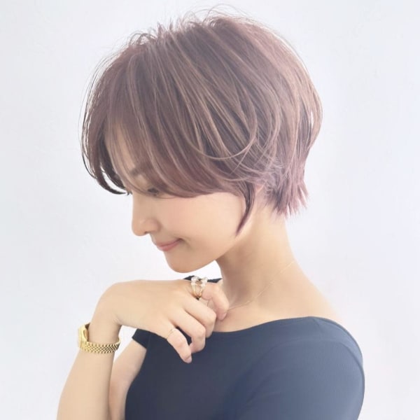 大人可愛い前髪ありのひし形マッシュショートパーマ20代30代