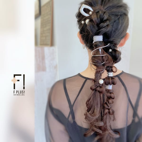 hairmake&nail F PLUS!× ツインポニー