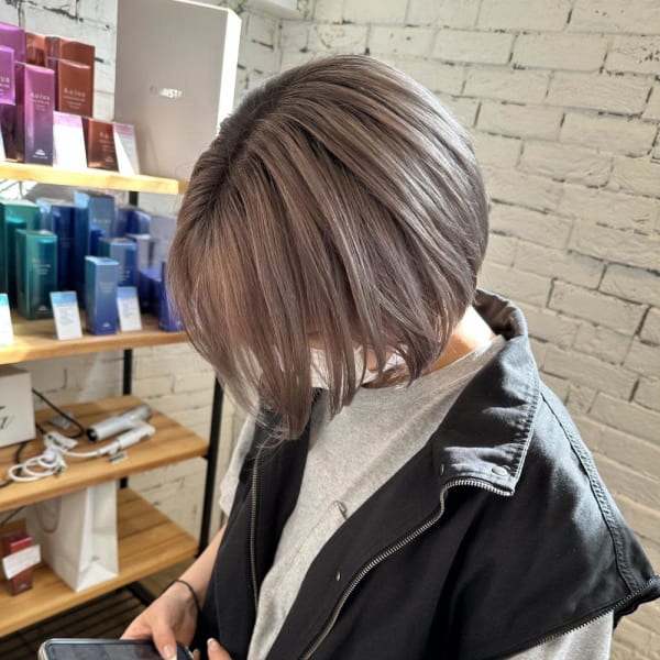 セピアグレージュ