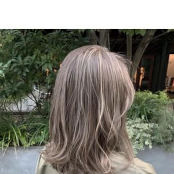 【代官山LAIDBACK】たっぷりハイライトの外国人風ヘア