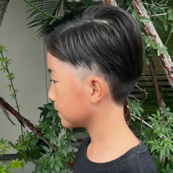 キッズカット×ショート ツーブロックスタイル