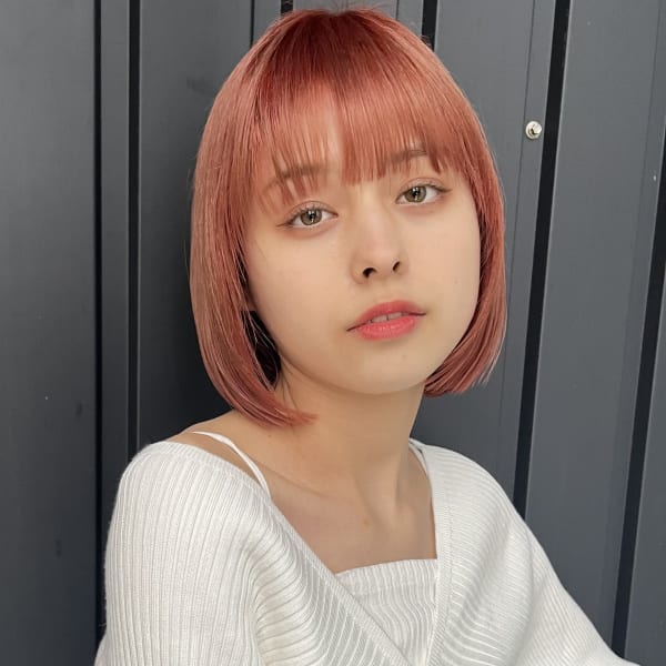 流行りのハイトーンピンクボブ