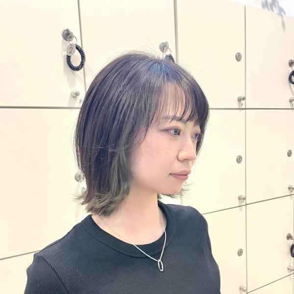 外はねミディアムヘア