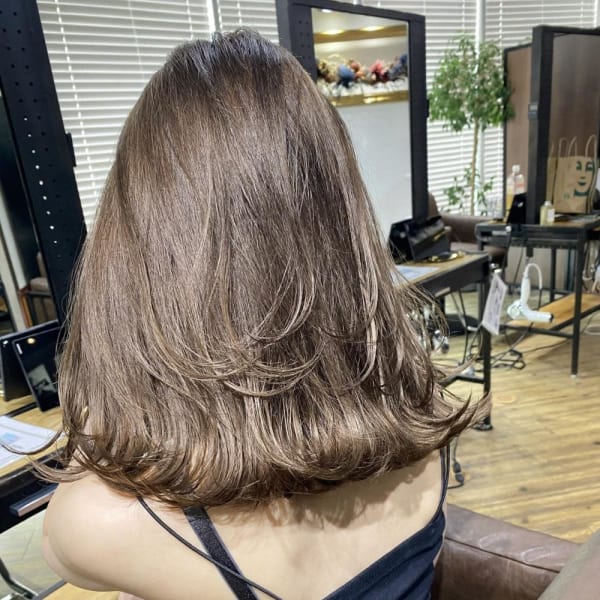 バレイヤージュ ハイライト デザインカラー