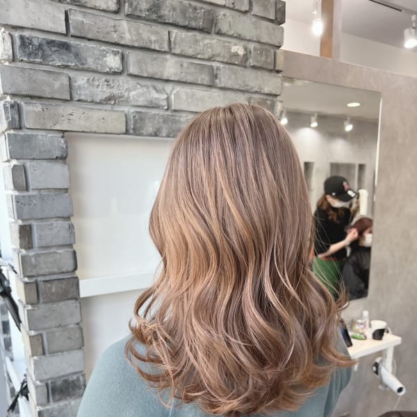 _WHITE 天神店×ロング