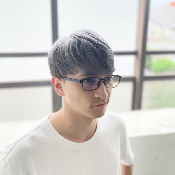 ブリーチオンカラー|Stazio54 神戸 元町 三宮