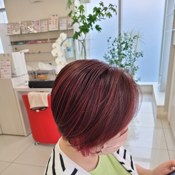 ビビットカラー