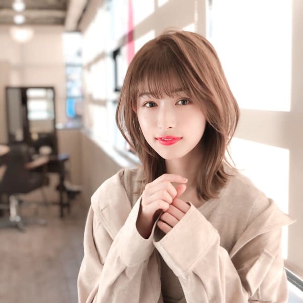 外ハネクアンクヘア/マッシュくびれヘニュアンスカラー