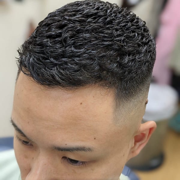 濡れパンスキンフェード|ヘアーサロンSIGEKI