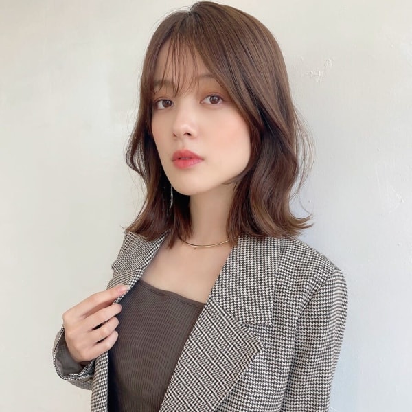 大人クアンクくびれレイヤーミディ/ニュアンスカラー/外ハネ|ALICe by AFLOAT