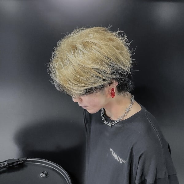 センターパート×ウルフ×ツートーン×ダブルカラー