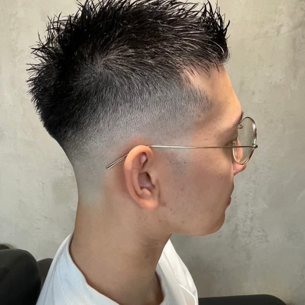 ベリーショート　フェードカット　メンズ　10代/20代