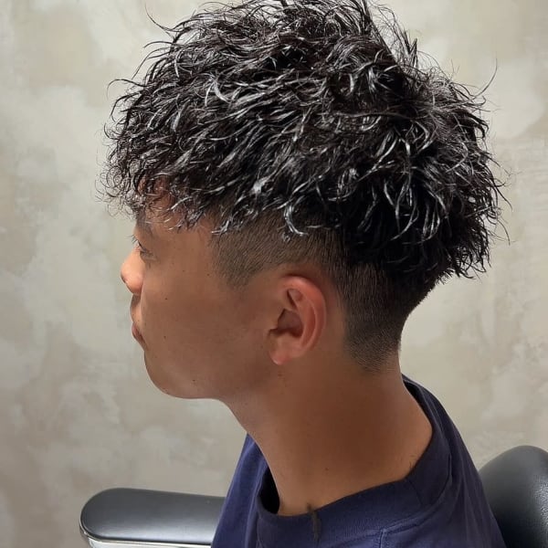 ツーブロック 波巻き ツイスト スパイラルパーマ