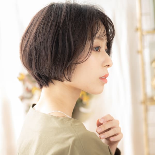 ミルクティーアッシュくせ毛風マッシュボブ　前髪パーマ