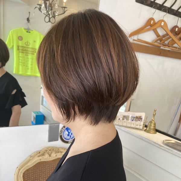 2023年秋冬人気丸みショート乾かすだけで決まる髪型梅ヶ丘美