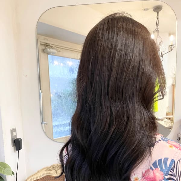 顔まわりフェザーバングロングヘアー韓国風ヨシンモリ巻き梅ヶ丘