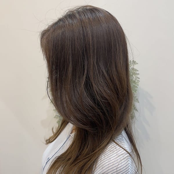 グラデーション風ベージュ系カラー|Y/JINGU