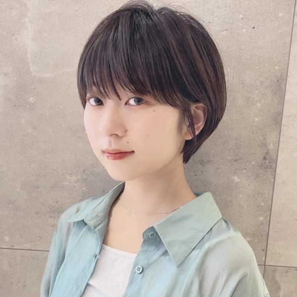 20代30代40代黒髪前下がりショートボブ丸みショート