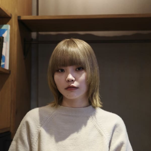 【倉畑果歩】beige×yellow グラデーションカラー|NERO HAIRSALON