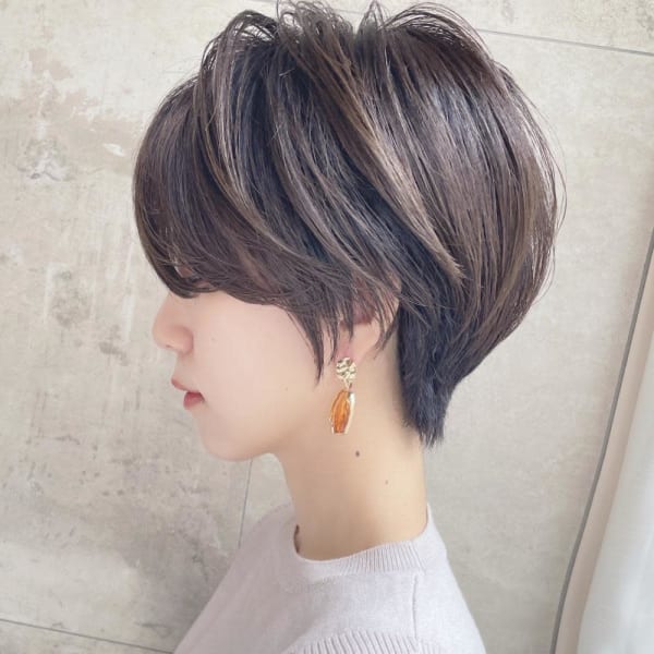 20代30代40代黒髪前下がりショートボブ丸みショート