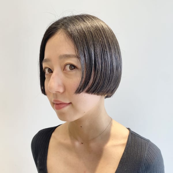 モードにお洒落な印象に　前上がりミニボブ|kiyoi hair design