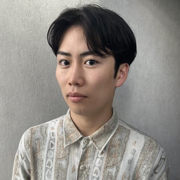 ツーブロック×ツイストスパイラルパーマ | Men's Salon bloc(メンズサロンブロック)のヘアスタイル | 美容院・美容室を予約