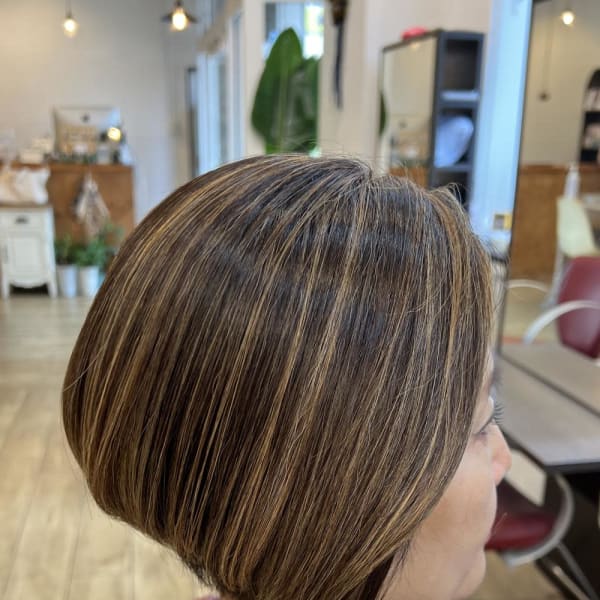 コンパクトボブ&ハイライトカラー【sonata 北千住】