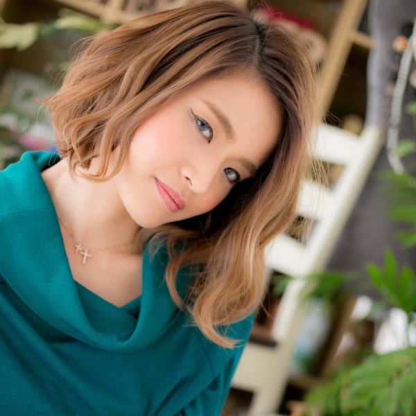 インナーカラーオレンジカラー小顔大人ボブ ボブパーマ