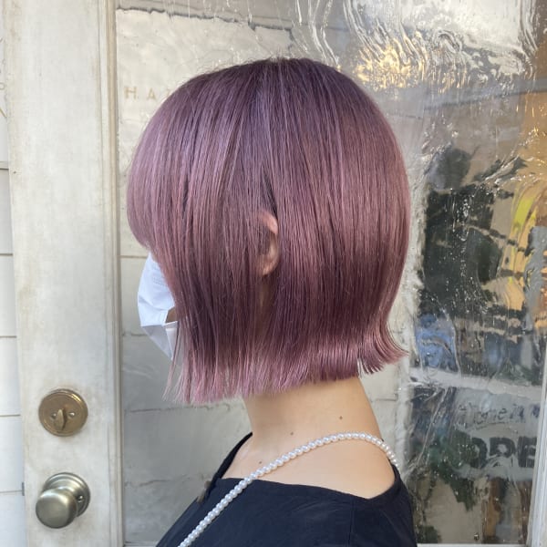 ブリーチ2回ピンクアッシュダメージの少ないカラーで染める