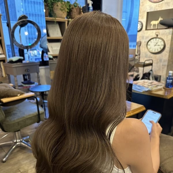 イノアカラー×ハイトーンミルクティベージュ|independence