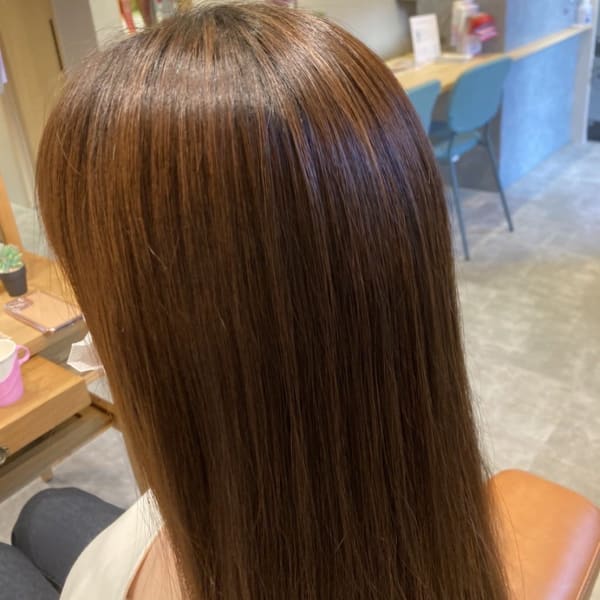 髪が光る★縮毛矯正