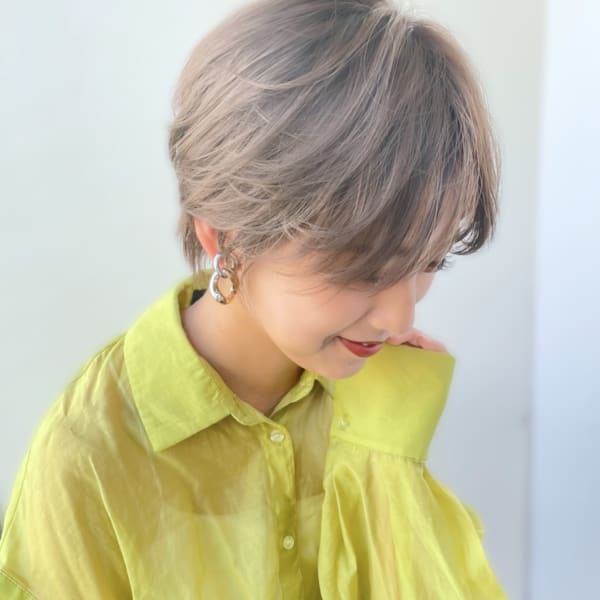 SNS大人気☆透明感ベージュ×ハンサムショート