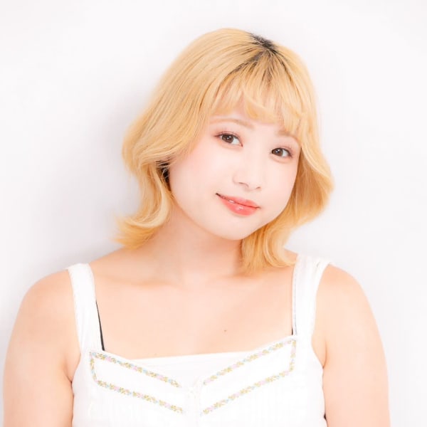 レトロくびれブロンドカラースタイル