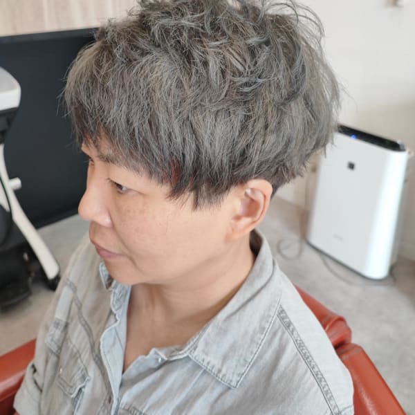 グレイヘア ショート