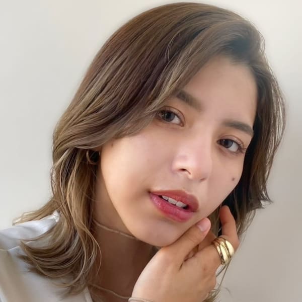 【ケアブリーチで叶える】ナチュラルハイトーン×秋冬ブラウン|LaBless ザ北浜PLAZA《髪質改善/ヘッドスパ/オージュア/メンズ歓迎》