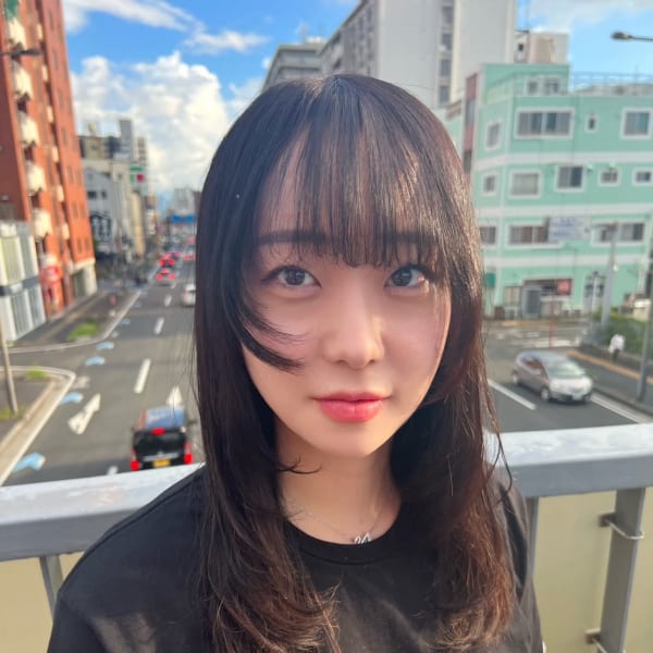 ロングレイヤーカット:ストレート