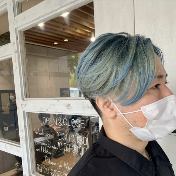 ブルーグラデーションカラー|PHYSICS