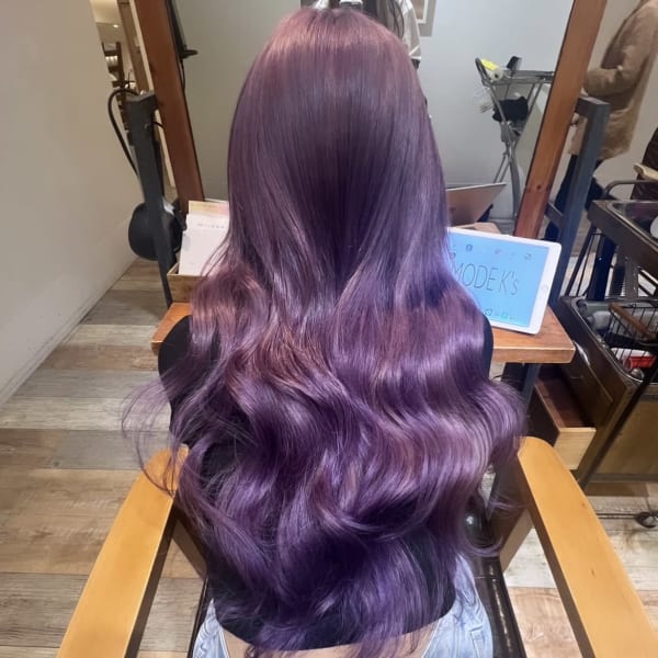 【業界初】地毛と一緒に色落ちするシールエクステ技術！