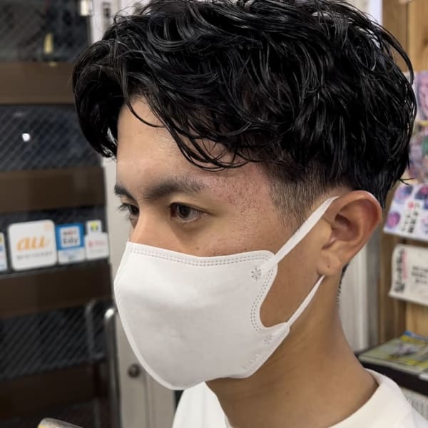 ゆるめの癖毛風ニュアンスパーマ