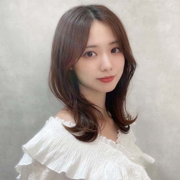 【髪質改善でサラ艶髪】大人可愛いくびれミディアム|LaBless ザ北浜PLAZA《髪質改善/ヘッドスパ/オージュア/メンズ歓迎》