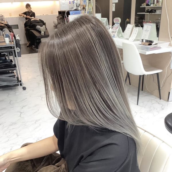 ホワイトバレイヤージュ