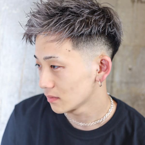 ツーブロック 束感　スパイラル　黒髪 アップバング　ツイスト